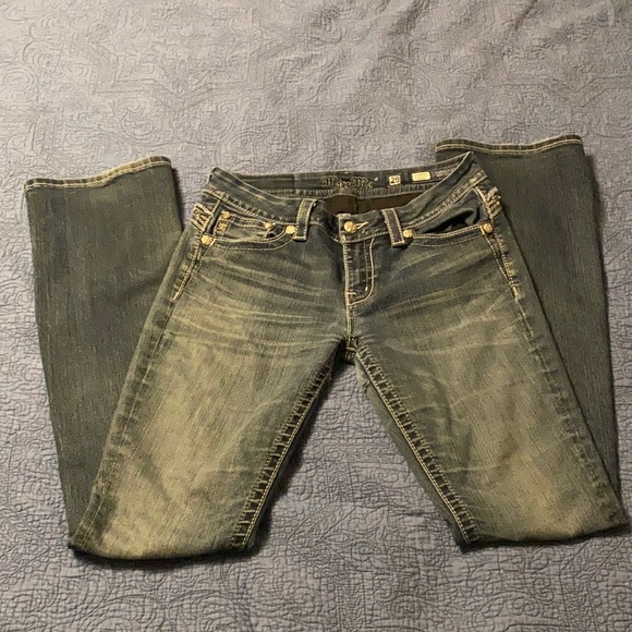 Miss Me jeans size 29x35 *needs repair* - Picture 2 of 4